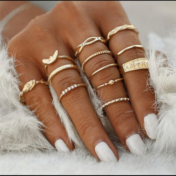 Jewelry - 🔺SALE🔺Delicate Boho Set of 12 Rings LOW PRICE